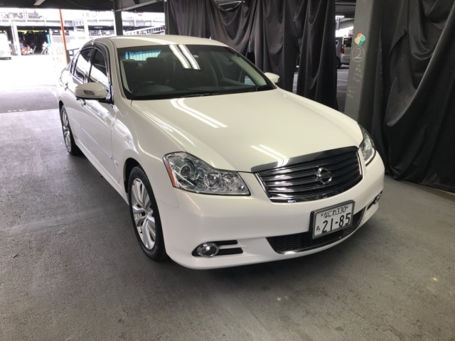 Nissan Fuga 2009